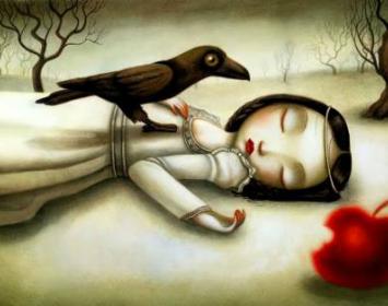 Muerta Blancanieves, el cuervo de la madrastra se posó sobre su cuerpecillo exánime y les dijo así a los ocho enanitos (sí, ocho, han leído bien): -Nunca, nunca más la veréis/ y por su causa sufriréis. Siete de los ocho enanitos, mudos y cabizbajos, se pusieron a llorar en silencio, pero el octavo enanito, que siempre había querido a Blancanieves con un amor profundo y sincero (aunque no completamente platónico), le dijo al cuervo en medio de sus sollozos: -Nunca, nunca más la veremos/ ¡pero jamás la olvida